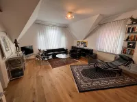 5 Minuten zum Wasser ; 5 Minuten ins Stadtzentrum