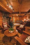 Log Cabin+ 5 Min to Ski Okemo! + Hot Tub!