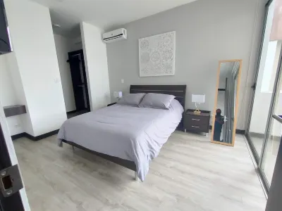 Best Location in Santa Ana - Great Views AC|GYM|Pool Hotel a 