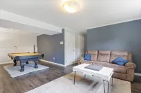 Charming 3-Bedroom Retreat Near Indianapolis