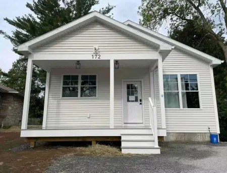 Charming 2-bedroom cottage