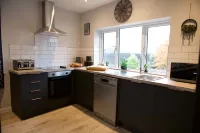 더 개더링 세일 - 최대 22명 수용