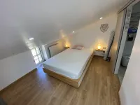 House at the foot of the castle + private parking Hôtels à : Champeix