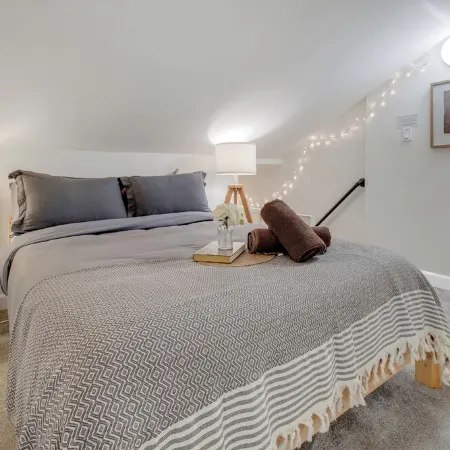 Prime Central LA Home DTLA, K-town, J-town & Attractions Nearby Отели в г. Монтерей Парк