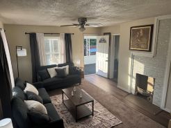 Spacious 3–4Br Home • Perfect for Families Groups, Workers & Extended Stays.