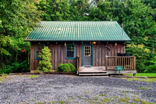 Moonshine Holler Pool Table Hottub Gburg Pigeon Forge 8 Miles - อ่างจากุชชี่