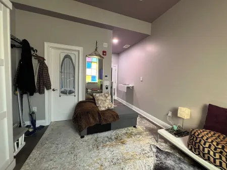 Amazingly Cozy Comfort Downtwn, Amphitheater, 2 min ferry & train station Отели рядом с достопримечательностью «Лонг Бич»