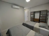 Pé na Areia - 50m Praia - 11 km Beto Carrero Hotels near Praça Meia Praia