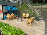 Your rustic lakeside retreat awaits at Goldens on the Lake!