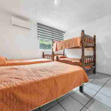 apartment in a quiet area with access to the beach Rooms