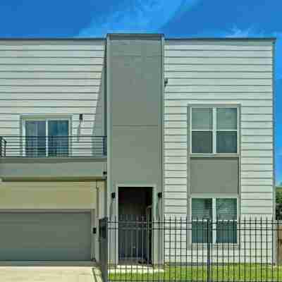 Spacious 5-bedroom 7 beds house with WiFi, AC in charming Houston Hotel Exterior
