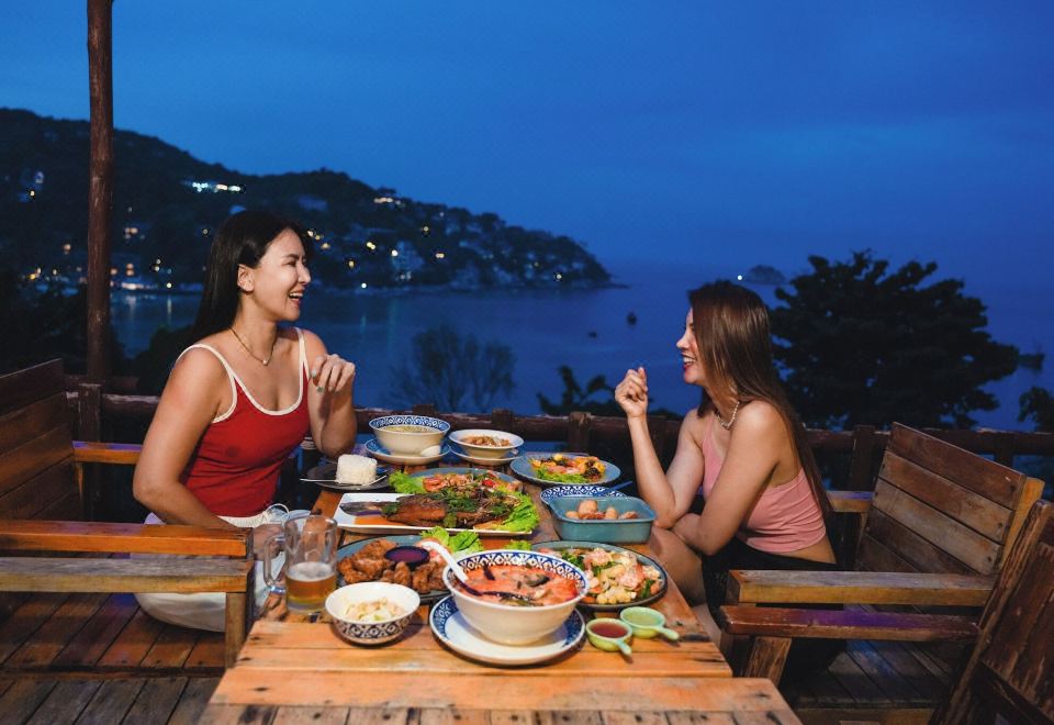 2. 타토 시뷰 리조..