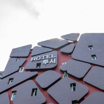 Hanam Lucy Hotel