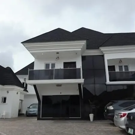 Kawruky Hotel & Suites