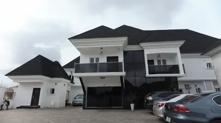 Kawruky Hotel & Suites