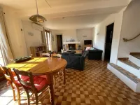 Pleasant villa with private pool and 3 bedrooms Hotels in Taradeau