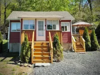 Charming 2-bedroom house in Greenwood Lake with Central AC/Heat