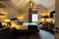 Regency House Hotels in Queens Quarter