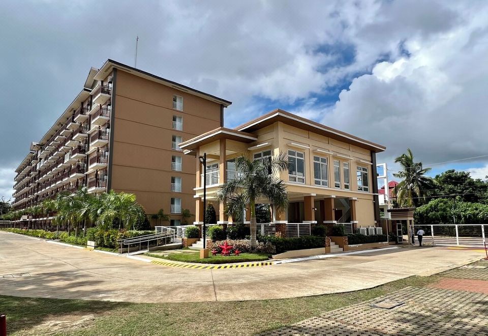 hotel overview picture