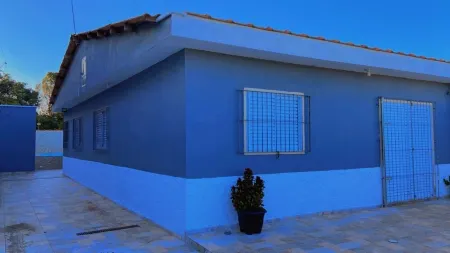 House with pool and huge backyard for children!!!