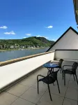 Modern living with a panoramic view of the Rhine - Spacious and bright Hotels in Remagen