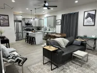 Cowboy Chic townhome with AC in Elko