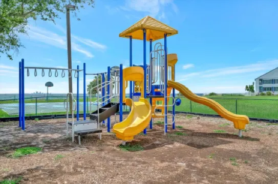 Palm Terrace Waterfront Htd Pool Hot Tub Tennis