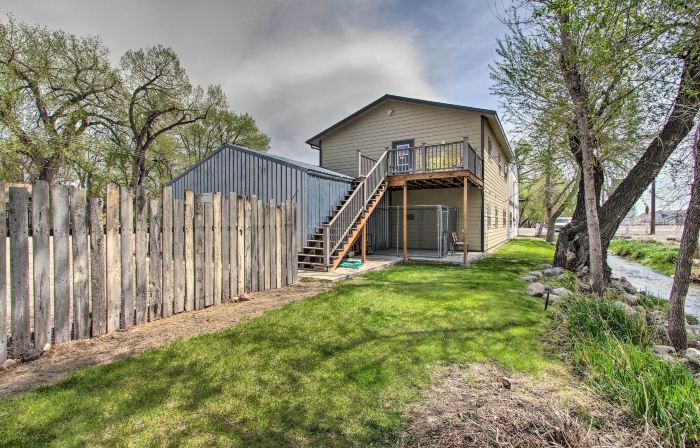 Chic Retro Retreat in Choteau: Walk to Dtwn!