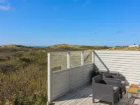 "Emiline" - 250m from the Sea