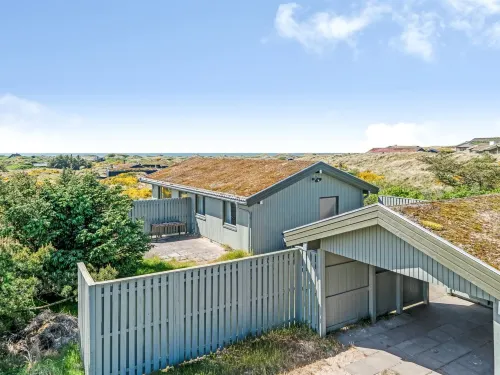 "Ehawee" - 350m from the Sea
