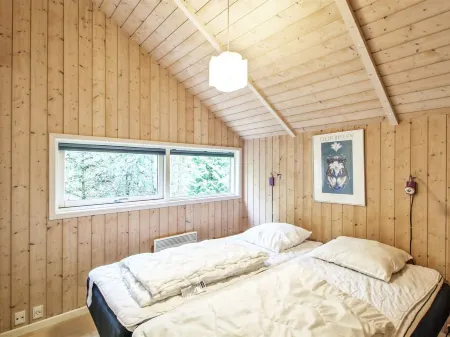 "Ellica" - 50km from the Sea