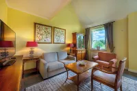 Corneli Residences Château St. Gerlach