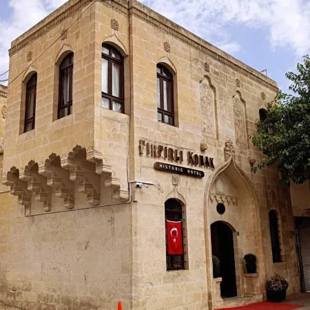 Fırfırlı Konak