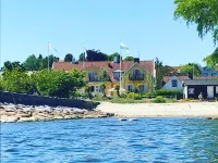 Kivikstrand Badhotell Hotels in Simrishamn N