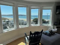 Unobstructed ocean views in a cozy setting Hotels in Dillon Beach