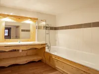 Attractive apartment in Orelle for family Hotels in Orelle