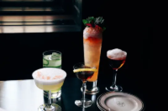 オテル サヴォイ カンザスシティ、タペストリー コレクション バイ ヒルトン