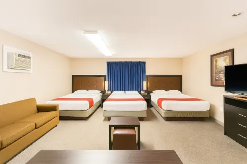 Lamplighter Inn Hotels in Three Hills