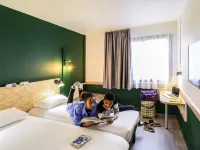 Greet Hotel Evreux Centre Hotel a Saint-Vigor