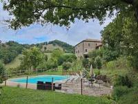 Farmhouse in Apecchio with Pool and Terrace - プール