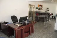 Top-Notch Suites and Apartments