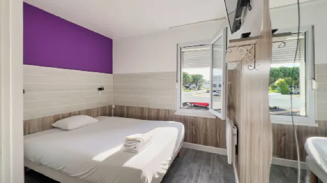 ฟาสต์โฮเทล ลา โรช ซูร์ ยง อัน เอฟเอช คอมฟอร์ต