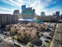 Sinatra Suite-Block from Ocean Casino and Waterpark