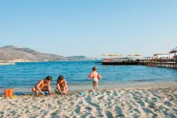 Grand Resort Lagonissi - Meerblick