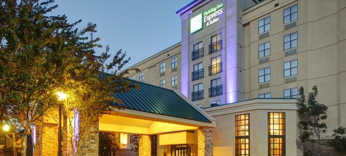 Holiday Inn Express & Suites ATLANTA BUCKHEAD by IHG Hotels in Atlanta