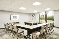 Four Points by Sheraton Chicago Westchester/Oak Brook