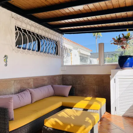Santa Barbara Tropical by Alquiler de Sueno - 2 private terraces