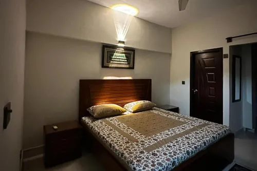 Apartment - Sleeps 2 - Parking - WiFi - Apartments