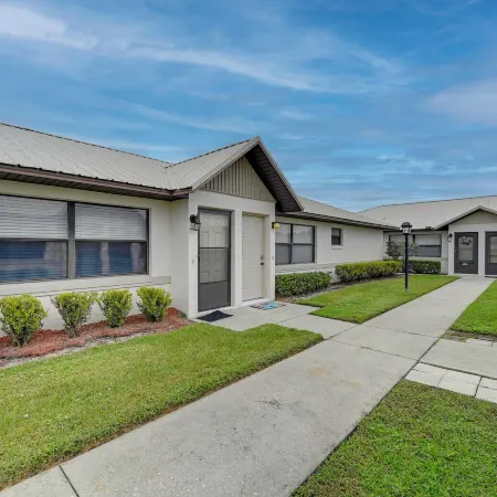 1 Mi to Golf: Sebring Condo w/ Pool Access!