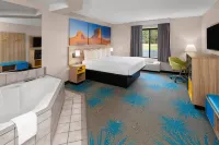 Days Inn by Wyndham Eagle River Hotels in Three Lakes